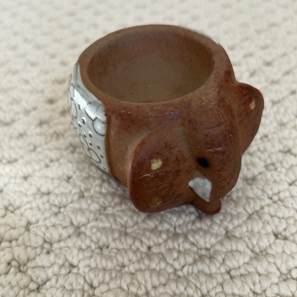 Set of 3 vintage elephant figurines - two stone and one clay - Picture 7 of 10